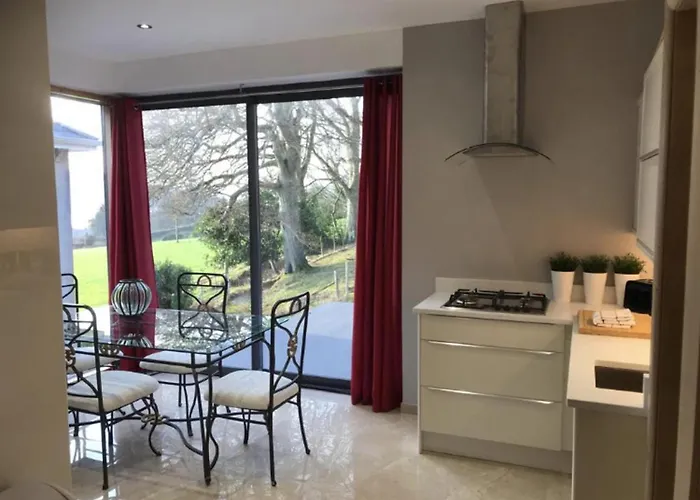 Seaside Serenity Escape In Διαμέρισμα *